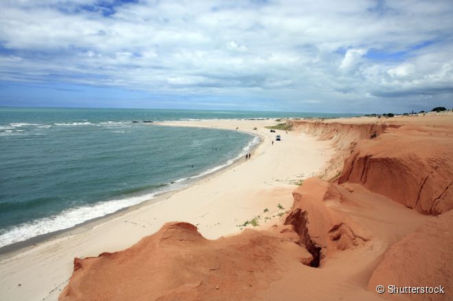 Canoa Quebrada é um dos atrativos do belo litoral do Ceará